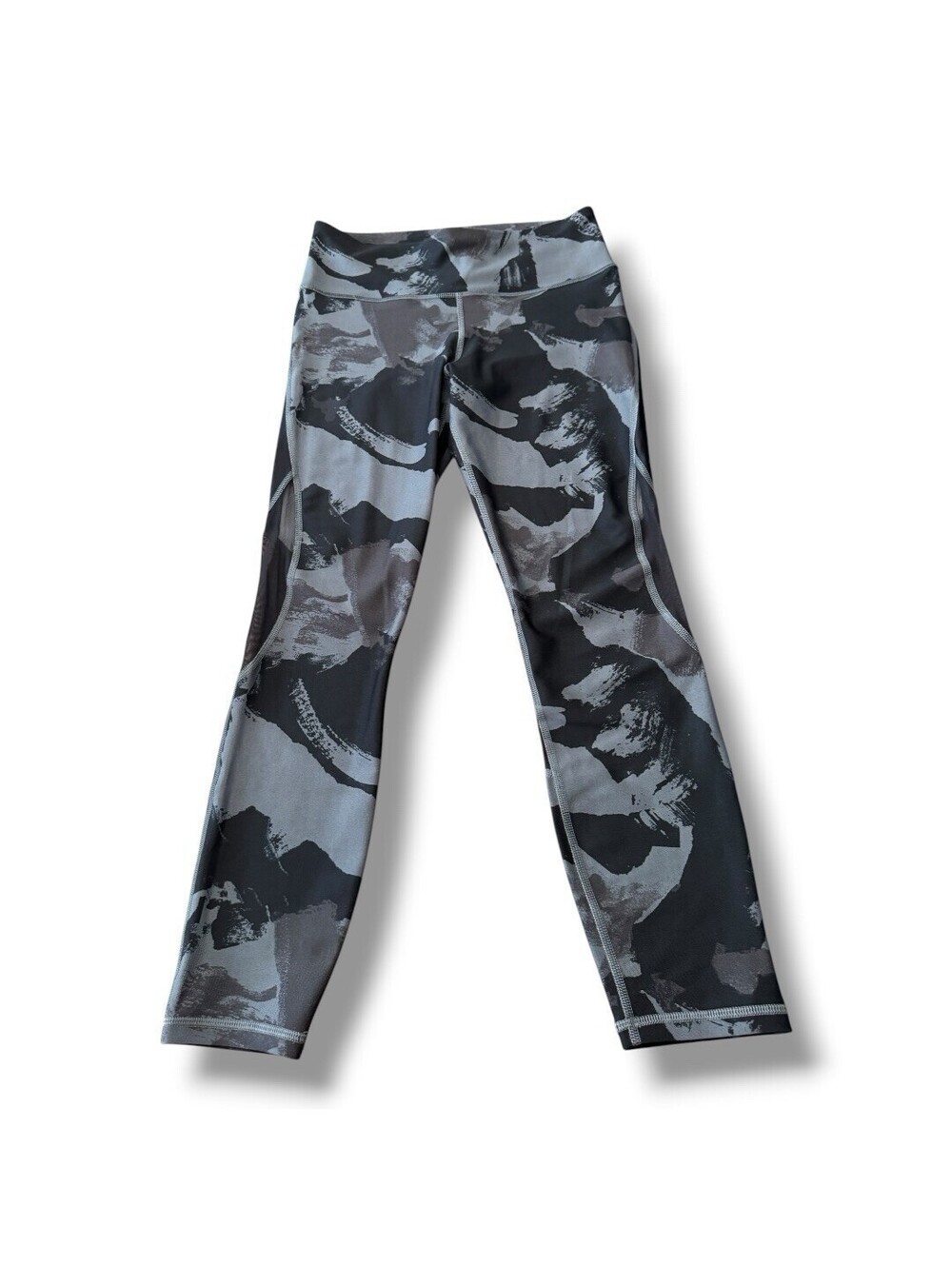 Under Armour Activewear Athleisure Workout Camo Grey Compression Women’s Size M
